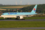 HL7752 @ VIE - Korean Air