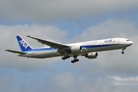 JA755A @ RJCC - final approach rwy 19L