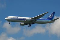 JA8287 @ RJCC - fainal approach 19L - by A.Itoh