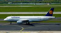 D-AIZJ @ EDDL - Lufthansa, is here on taxiway M at Düsseldorf Int'l(EDDL) - by A. Gendorf