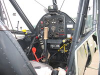 G-STCH - Old Warden - by P B