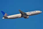 N776UA @ EDDF - Climbing out of EDDF - by Robert Kearney