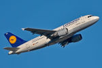 D-AILN @ EDDF - Climbing out of EDDF