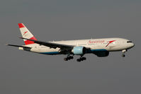 OE-LPE @ LOWG - Austrian B777-200ER @VIE