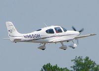 N965GH @ KDTN - At Downtown Shreveport. - by paulp