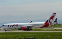 C-FMWQ @ EGCC - At Manchester - by Guitarist