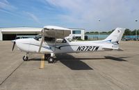 N372TW @ KUMP - Cessna 172S