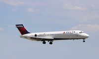N951AT @ KFNT - Boeing 717-200 - by Mark Pasqualino