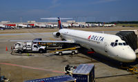 N993DL @ KATL - Being serviced at the gate Atlanta - by Ronald Barker