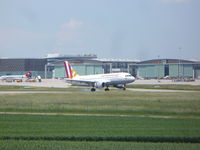 D-AKNK @ EDDS - GermanWings Airbus A319 - by Christian Maurer