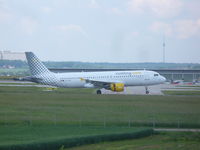EC-HQL @ EDDS - Vueling Airbus A320 - by Christian Maurer
