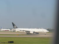 N794UA @ IAD - United 777-222 - by Christian Maurer