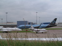 F-HCIE @ EGGW - taxying out to leave - by magnaman