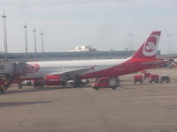 OE-LEU @ EDDH - Niki Airbus A320 - by Christian Maurer