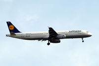 D-AISB @ EGLL - Airbus A321-231 [1080] (Lufthansa) Home~G 10/05/2015. On approach 27L.