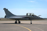 142 @ LFMI - Dassault Rafale C, Taxiing to parking area, Istres-Le Tubé Air Base 125 (LFMI-QIE) open day 2016 - by Yves-Q