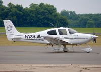 N139JM @ KDTN - At Downtown Shreveport. - by paulp