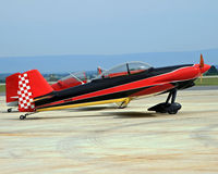 N43CD @ KHGR - What a beauty! - by Daniel L. Berek
