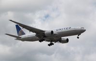 N782UA @ KORD - Boeing 777-200