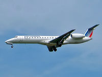 F-GRGJ @ EGKK - Embraer ERJ-145EU [145297] (Air France/Regional Airlines) Gatwick~G 14/06/2004 - by Ray Barber