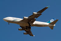 ZK-NBV @ EGLL - ZK-NBV   Boeing 747-419 [26910] (Air New Zealand) Home~G 01/04/2010. On approach 27R. - by Ray Barber