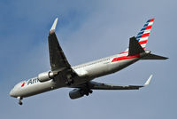 N350AN @ EGLL - N350AN   Boeing 767-323ER [33089] (American Airlines) Home~G 13/01/2015. On approach 27R new scheme and winglets applied.
