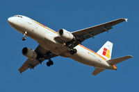 EC-HUJ @ EGLL - Airbus A320-214 [1292] (Iberia) Home~G 01/03/2010. On approach 27R. - by Ray Barber