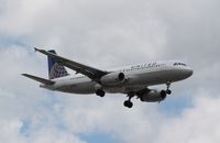 N407UA @ KORD - Airbus A320