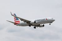 N966NN @ KORD - Boeing 737-800 - by Mark Pasqualino