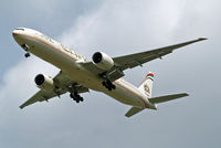 A6-ETN @ EGLL - Boeing 777-3FXER [39689] (Etihad Airways) Home~G 12/05/2013. On approach 27R. - by Ray Barber