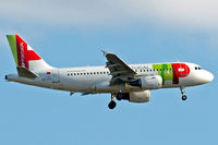 CS-TTI @ EGLL - Airbus A319-111 [0933] (TAP Portugal) Home~G 07/06/2015. On approach 27L.