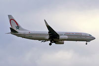 CN-ROP @ EGLL - Boeing 737-8B6 [33066] (Royal Air Maroc) Home~G 29/09/2008. On approach 27L.