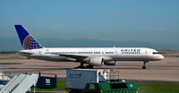 N551UA @ KDEN - Taxi Denver - by Ronald Barker