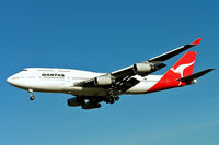 VH-OJG @ EGLL - Boeing 747-438 [24779] (QANTAS) Heathrow~G 11/11/2004. On finals 27L. - by Ray Barber