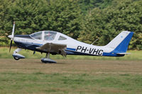 PH-VHC @ EBDT - Schaffen-Diest Oldtimer Fly-Inn 2013.