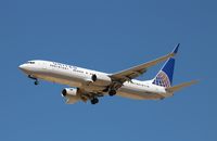 N27477 @ KDEN - Boeing 737-900ER