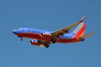 N710SW @ KDEN - Boeing 737-700 - by Mark Pasqualino