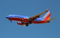 N405WN @ KDEN - Boeing 737-700 - by Mark Pasqualino