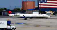 N609SK @ KSLC - Taxi SLC - by Ronald Barker