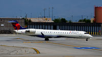 N613SK @ KSLC - Taxi SLC - by Ronald Barker