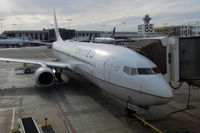 N76519 @ KLAX - At LAX - by Micha Lueck