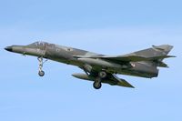 17 @ LFRJ - Dassault Super Etendard M (SEM), Short approach rwy 26, Landivisiau Naval Air Base (LFRJ) - by Yves-Q