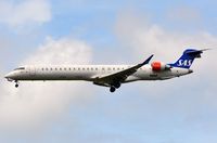 EI-FPB @ EGLL - SAS CL900LR arriving from Stavanger. - by FerryPNL