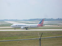 N126UW @ CVG - American A320 Charter - by Christian Maurer