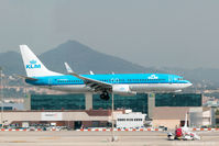 PH-BCA @ LEBL - About to land in Barcelona - by James Abbott