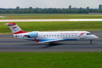 OE-LCL @ EDDL - Canadair CRJ-200LR [7167] (Austrian Arrows) Dusseldorf~D 18/05/2006 - by Ray Barber