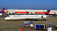 N914DN @ KATL - Taxi Atlanta - by Ronald Barker