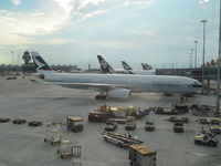 B-LBG @ VHHH - on stand at hkg - by magnaman
