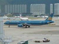 VN-A323 @ VHHH - taxying in to park - by magnaman