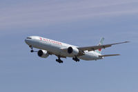 C-FIVX @ CYVR - Landing - by Guy Pambrun